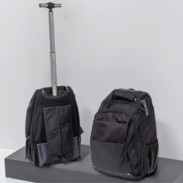 01443-mochila-27-litros-com-rodinhas-1699894163