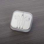 12789-fone-de-ouvido-estereo-com-microfone-3338487192