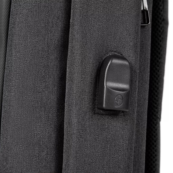 14706-mochila-poliester-22-litros-1670270328